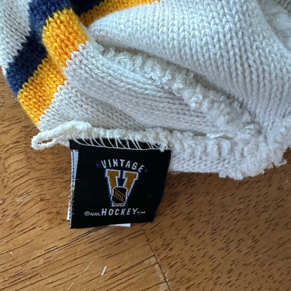 Buffalo Sabres hats - Picture 4 of 5